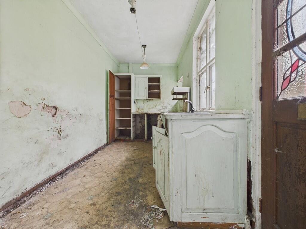 CAM04273G0-PR0124...