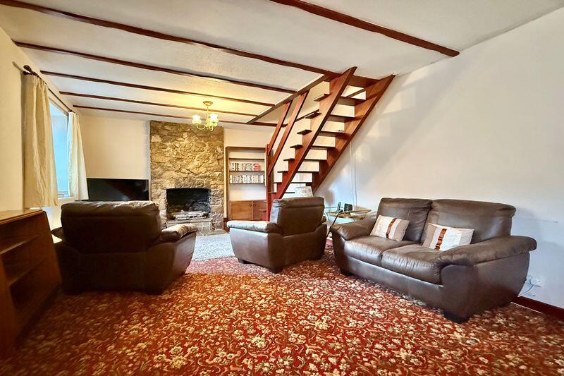 29' Lounge/Dining Room