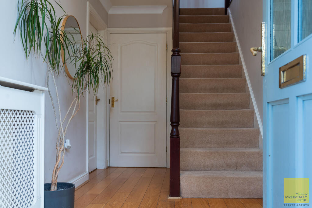 15 hanbury Croft0112