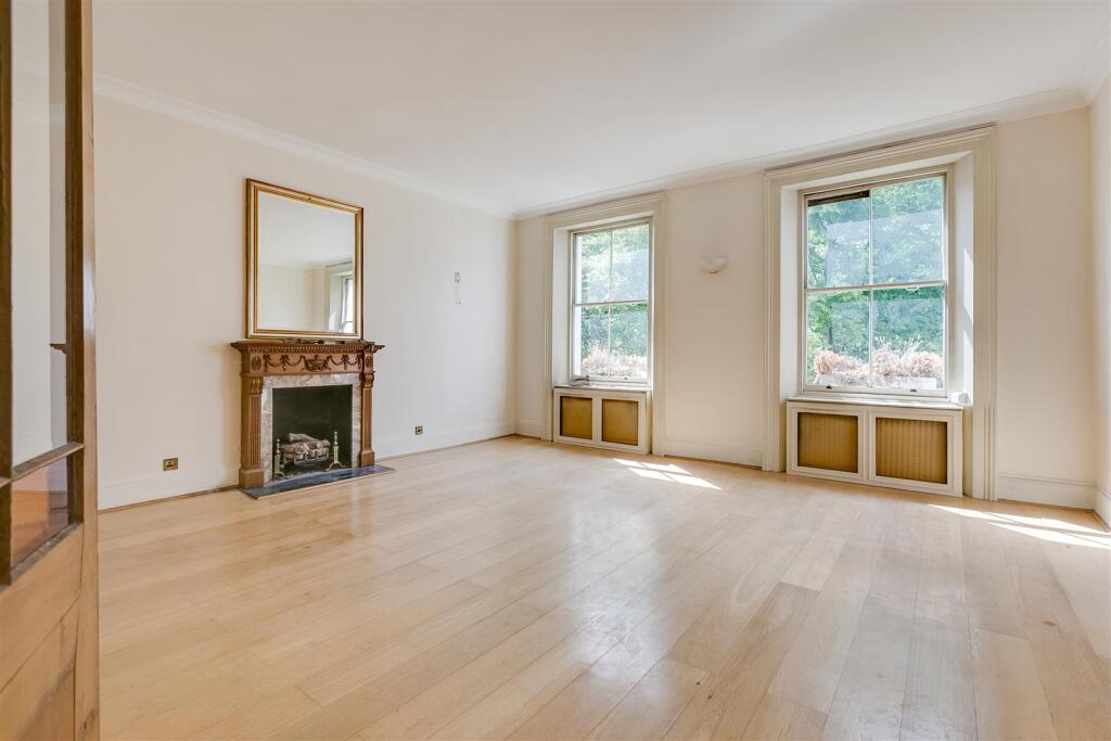 Westbourne Gardens 32D [High Res]-5 - Copy.jpg