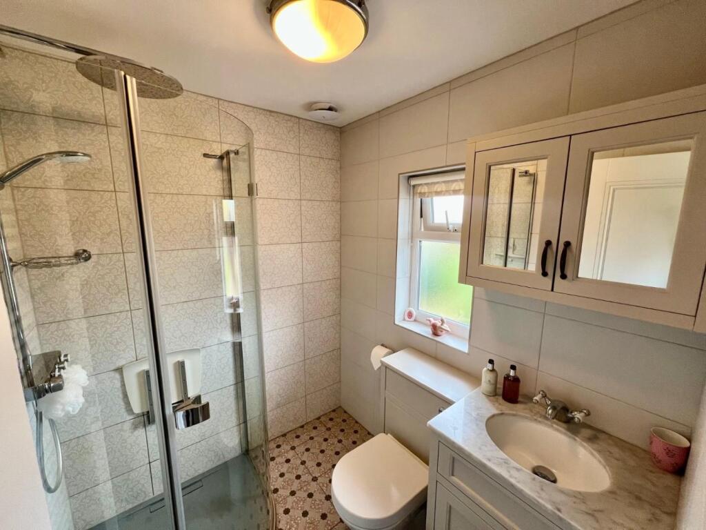 Whiteway - Showeroom.jpg