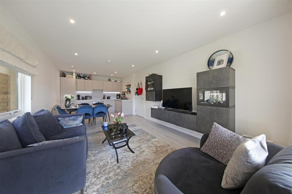 Flat 7, Brooklime Apartments - LVQYhd2KFT2EV1SPmRf