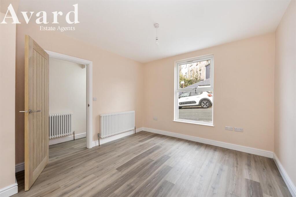 Arnold Street, 72-011.jpg