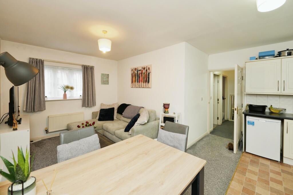 Kitchen/Diner/Lounge