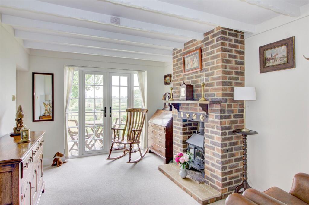 Dining room/snug