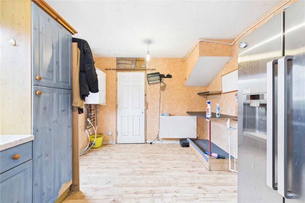 Kitchen/Breakfast Rm