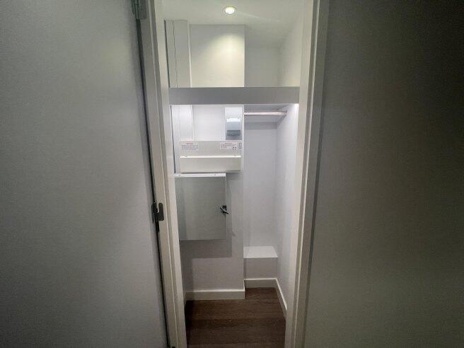 1-segrave-walk-w2-1bn-1022420
