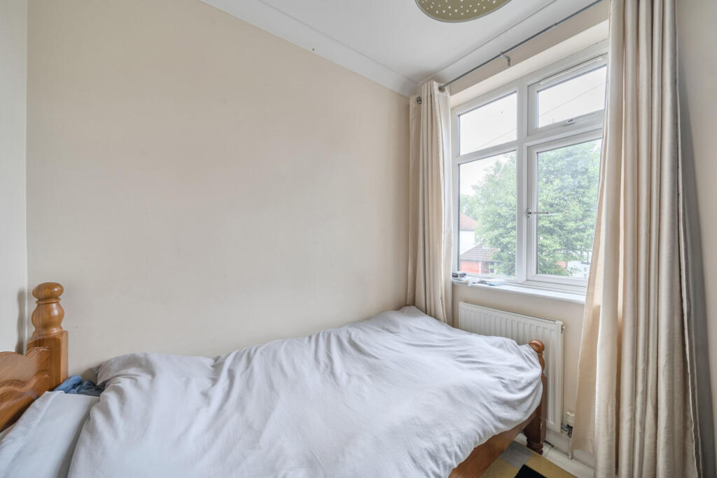 1298265-25-682da5...