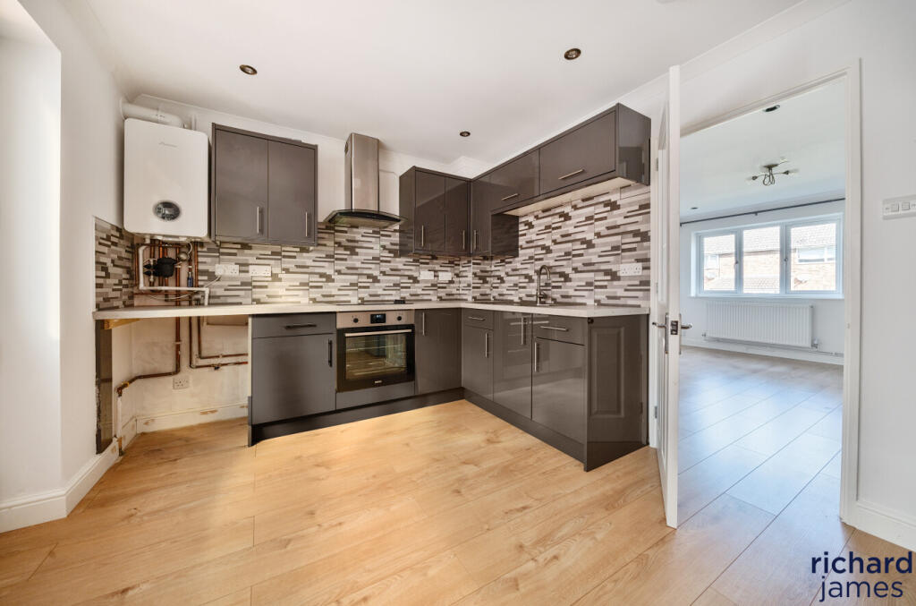 33e78b8e4cb44ed5848bbc4604ef0a94