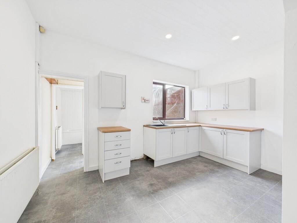 CAM01835G0-PR0166...