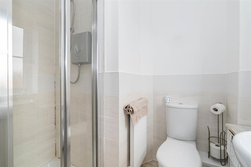 Master Bedroom Ensuite