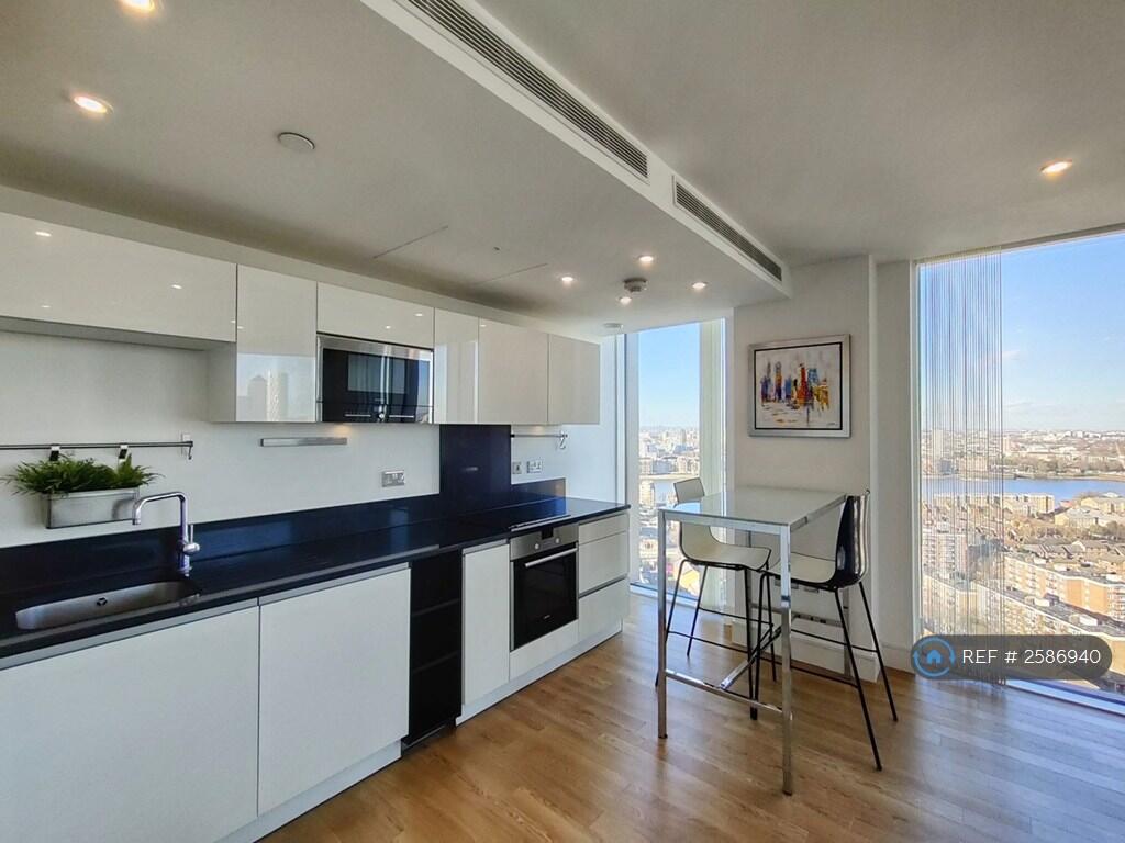 Kitchen / Dining
