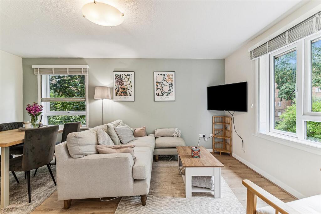 Oliver Close, W4 - FOR SALE