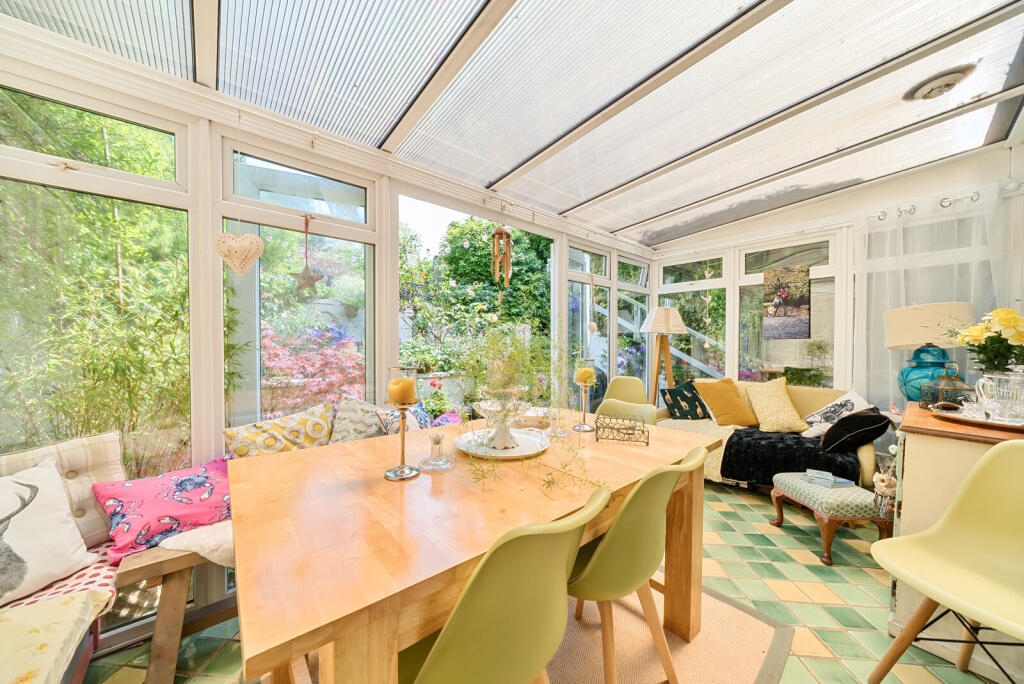 1289749-11-6842cf...