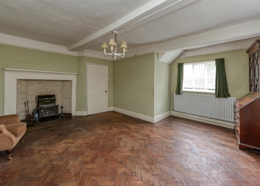Bridge Cottage-lounge1.jpg