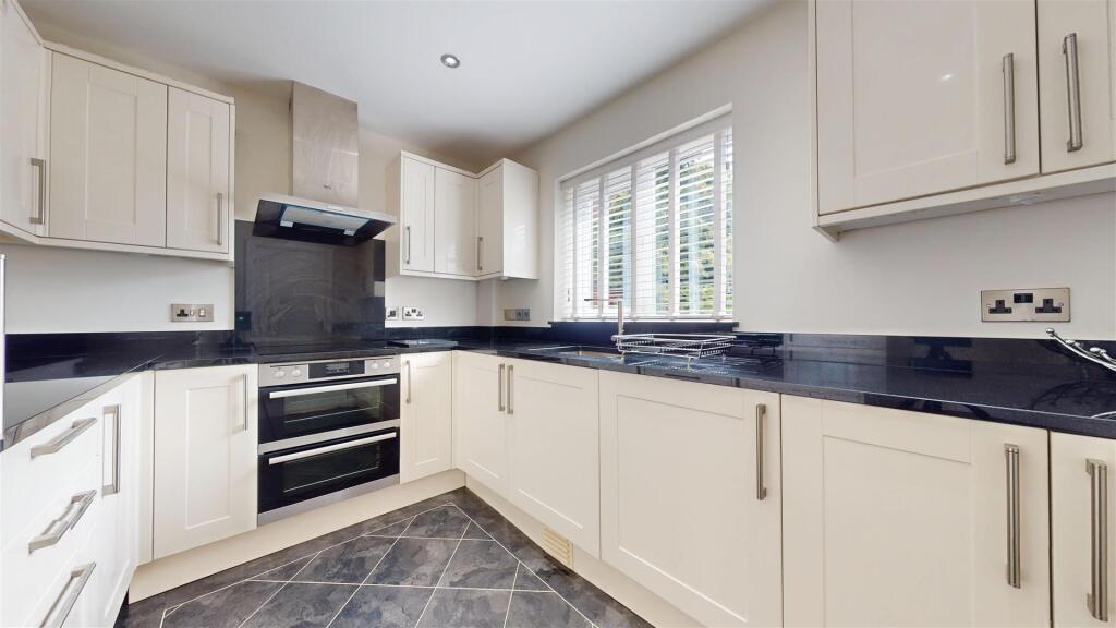 Wendover Close Kitchen