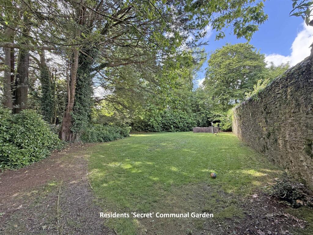 Captains Gardens 7 - Secret Garden.jpg