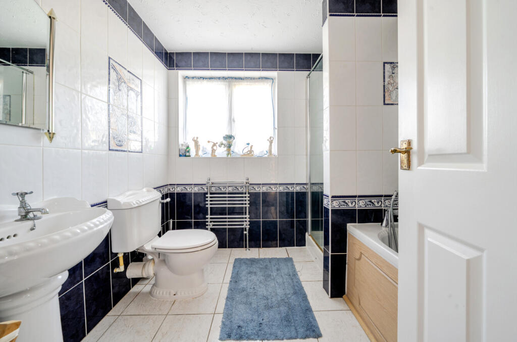 1362018-11-68e43b...