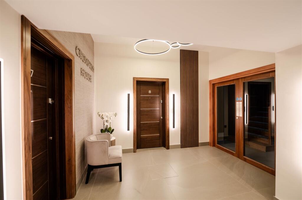 ImeldaPhoto_CromptonHouse_CommunalSpace16.jpg
