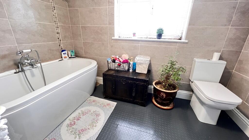 Bathroom/w.c.
