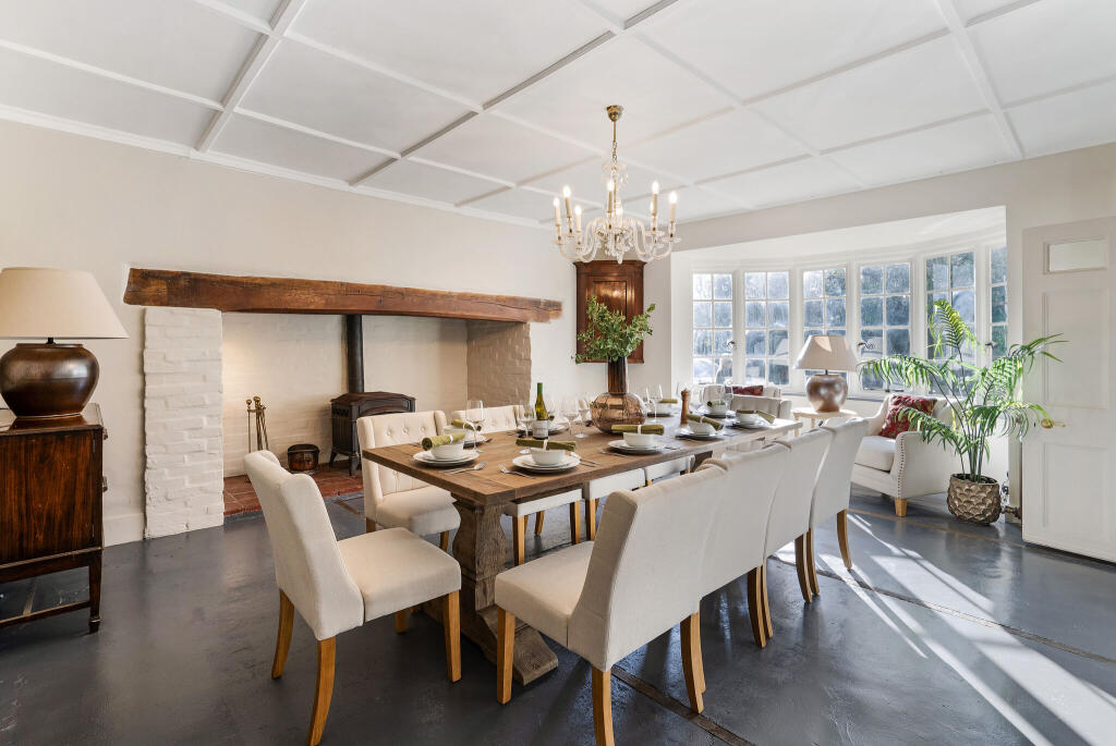 Dining room 1