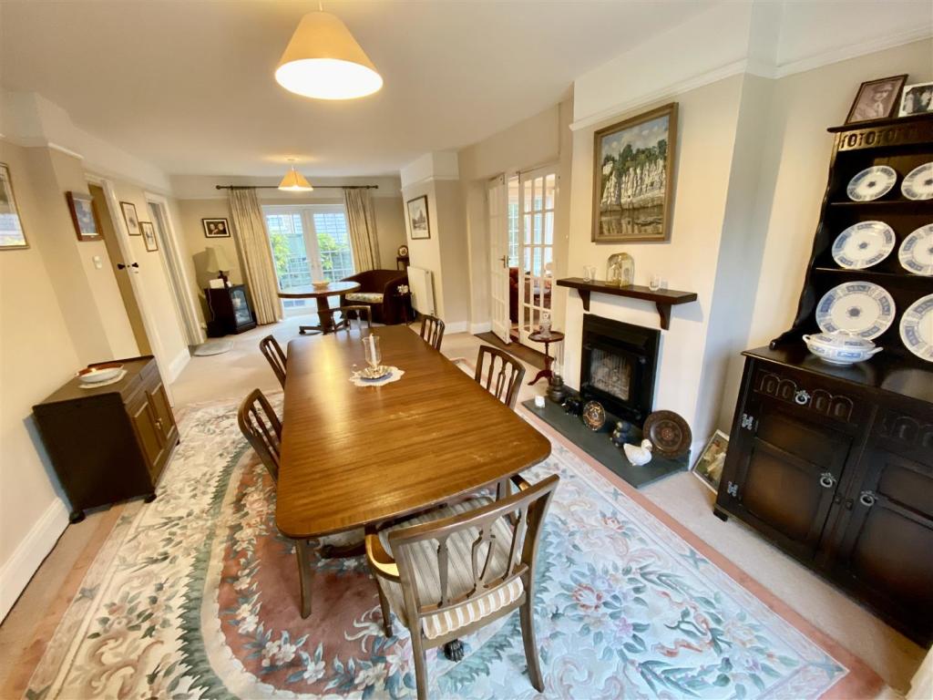DRAWING ROOM