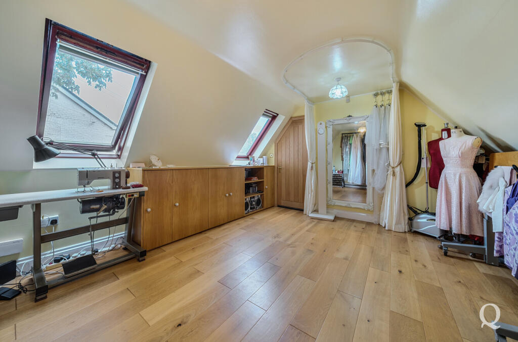 4f33baec-d6c1-48e...