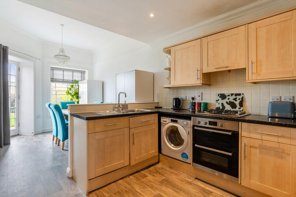 A11 - 4 Woodbury ...