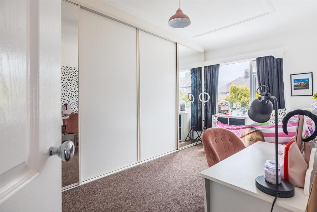 15 Claremount Way-16.jpg