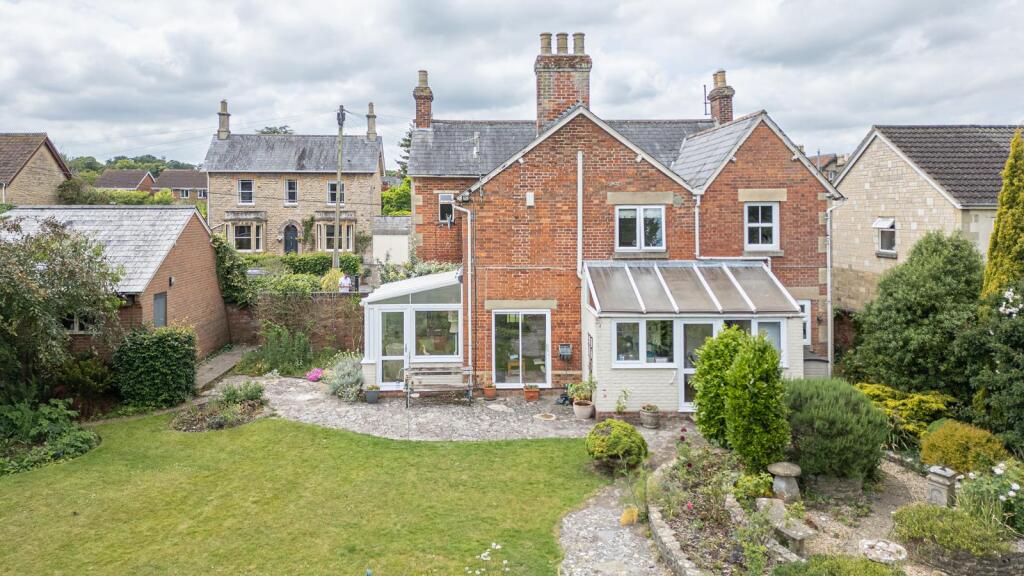 26 Shelburne Road-8.jpg