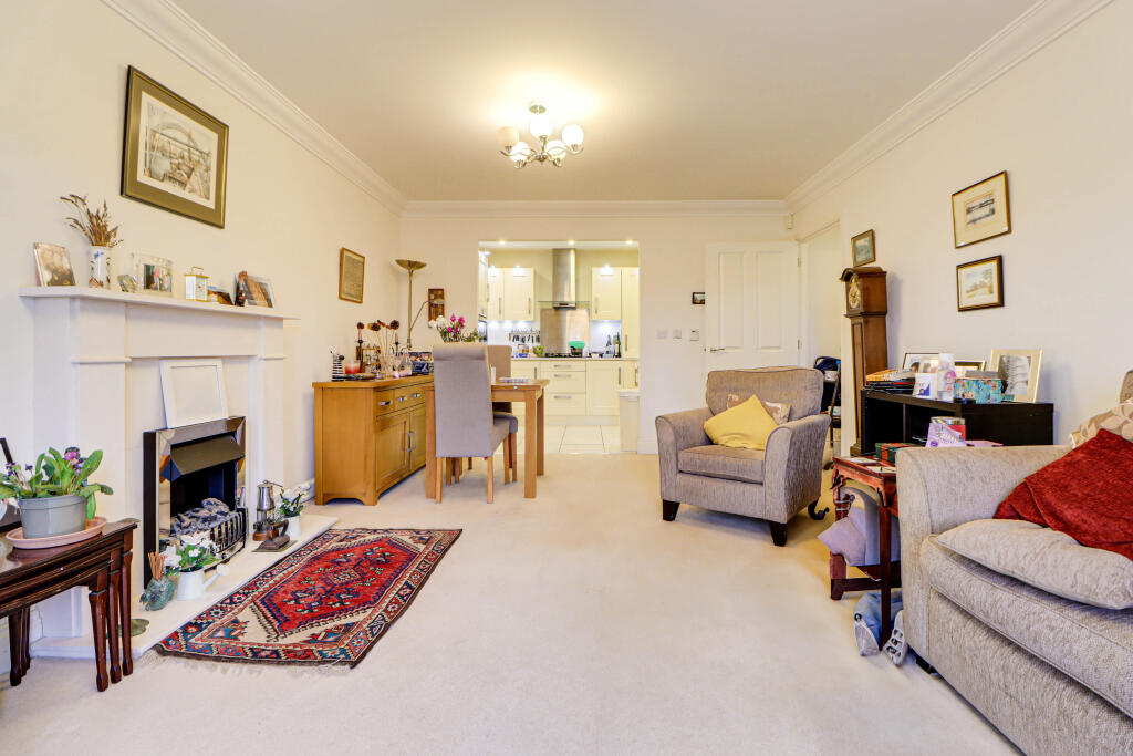 Living/Dining Room