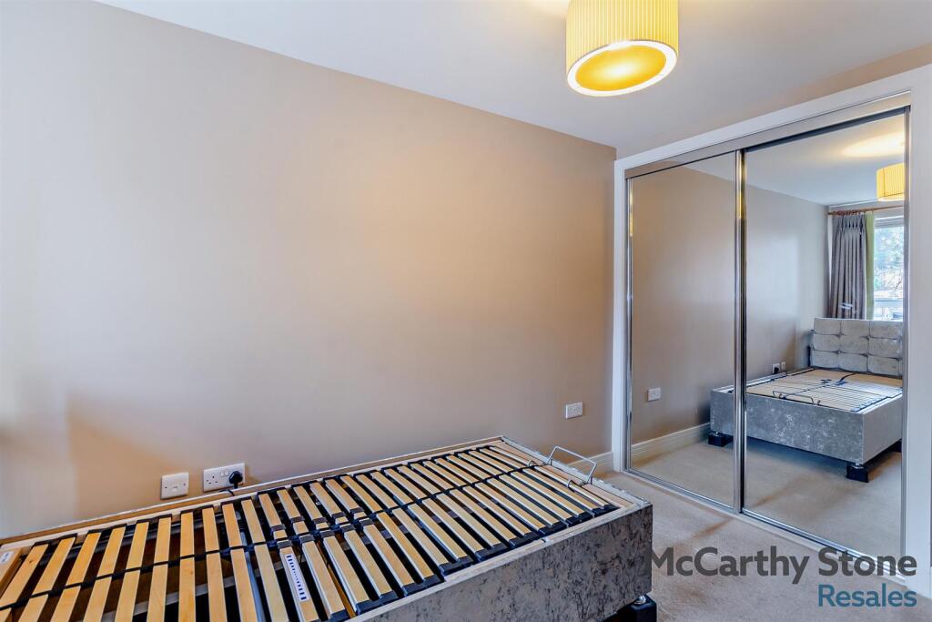 8639597-interior11-800.jpg