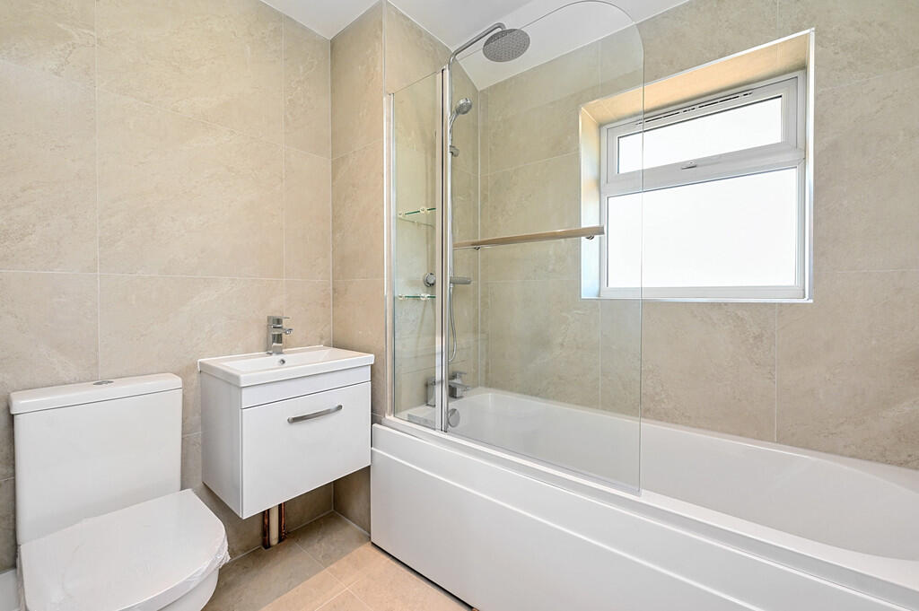 276a Beaulieu Gar...