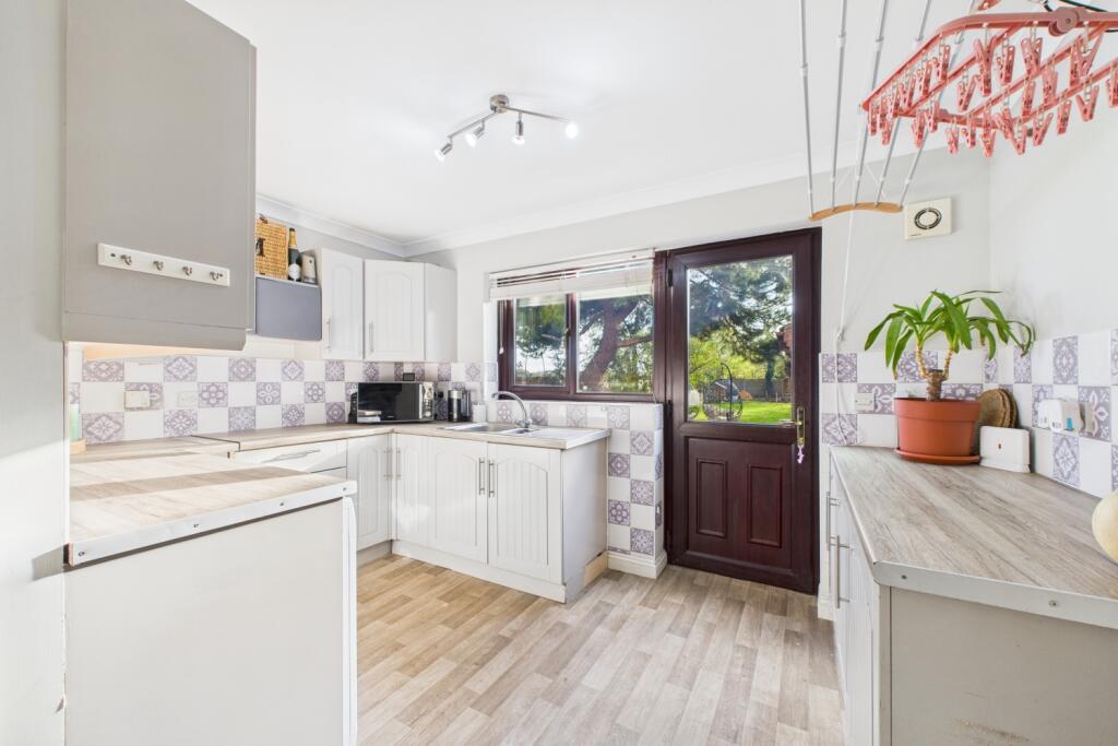 EweMove Spalding - Pinchbeck - Utility