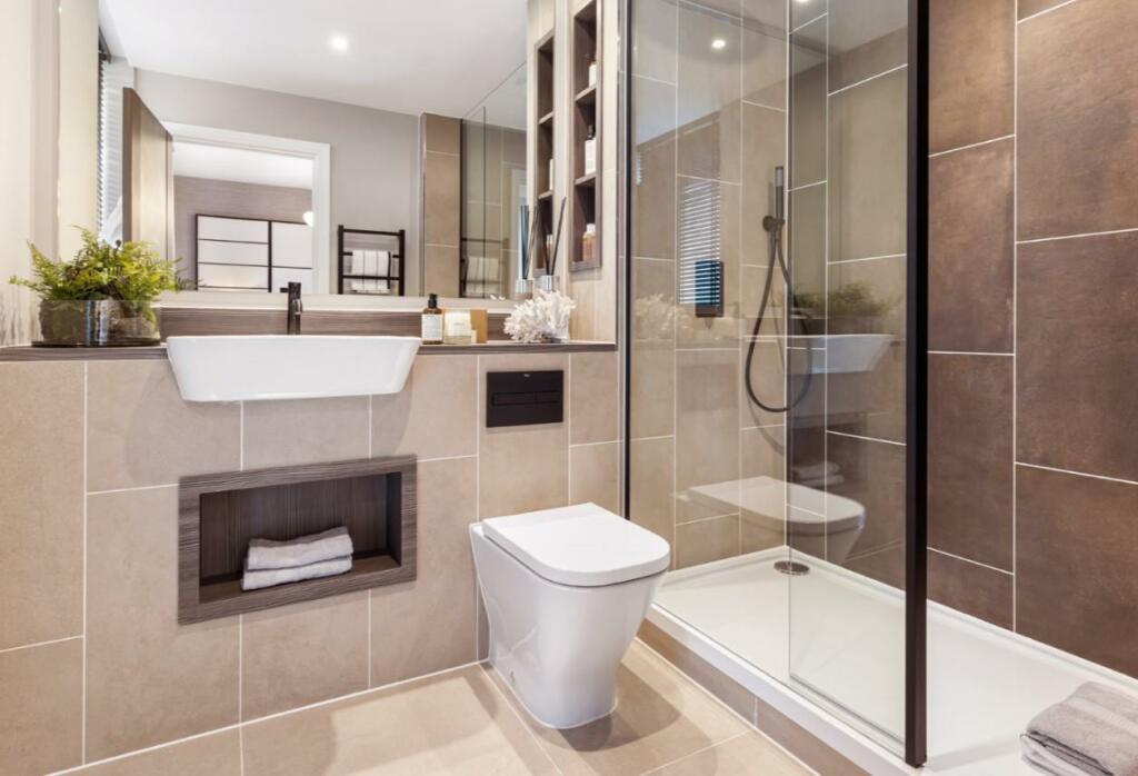 bathroom 2.jpg