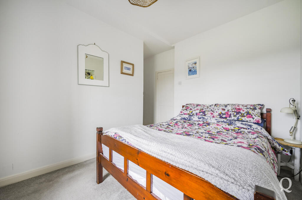 f5bacd64-2741-49f...