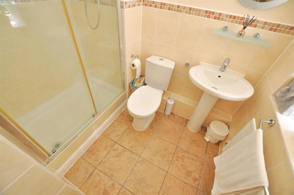 en-suite.jpg