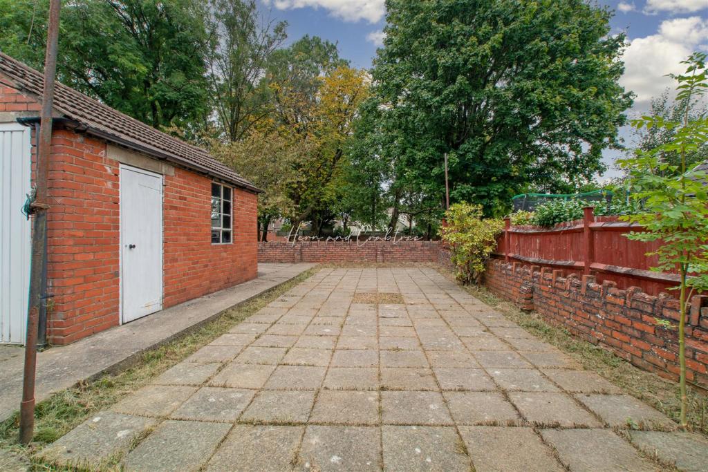 St Angela Road, Heath, HernCrabtree (8).jpg