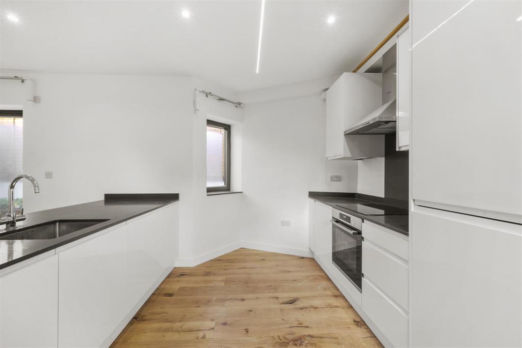 Flat 2 348 Dollis Hill Lane - aemoIKHx0rQRF1uWYJOh