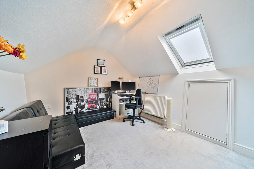 1303263-17-683efd...