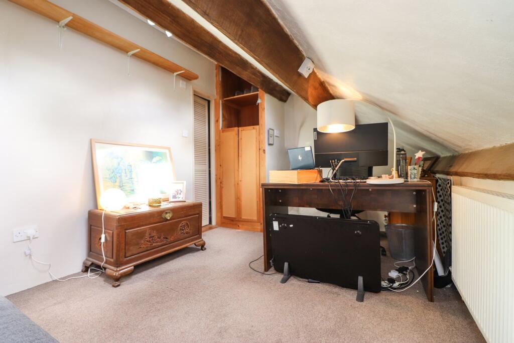 Occasional Bedroom 3/Office