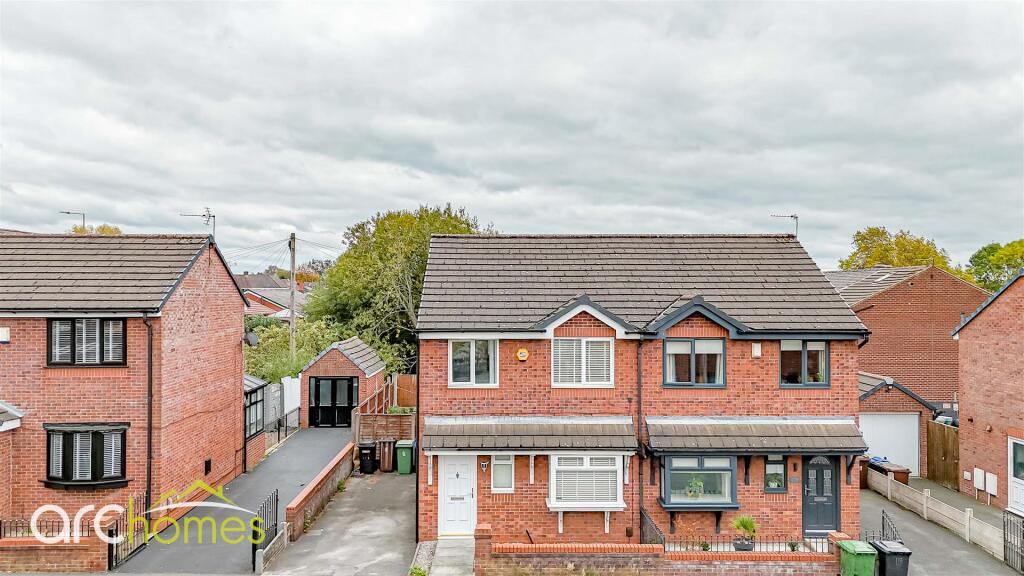 dji_fly_20251016_124042_0933_1760621611677_photo.j