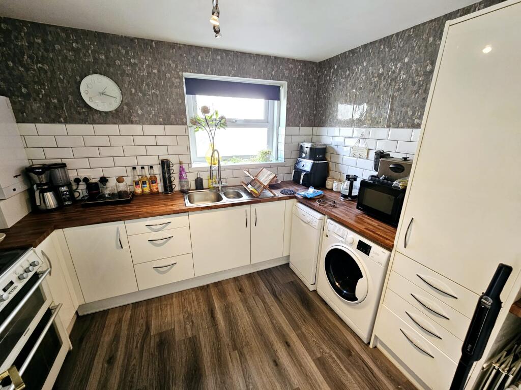 de1138e2-f2bc-466c-b22f-de51f2225bd1