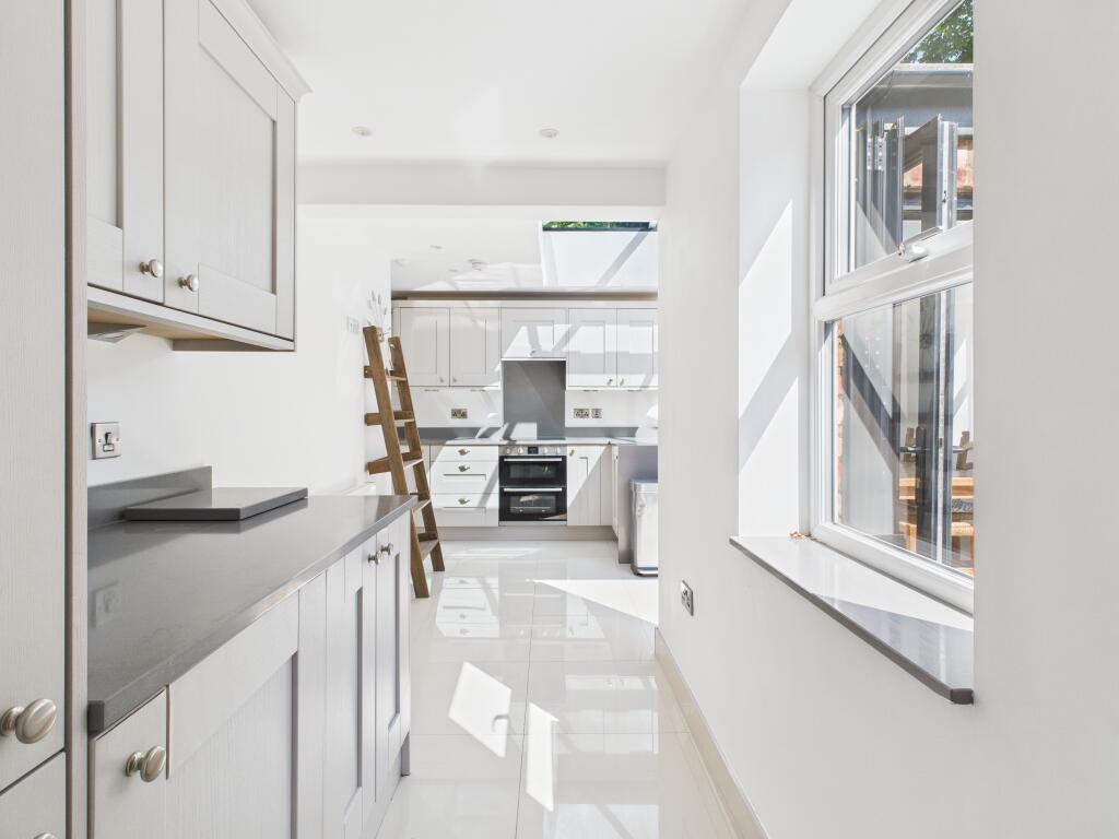 CAM04900G0-PR0027-STILL008 T202601050907.jpg