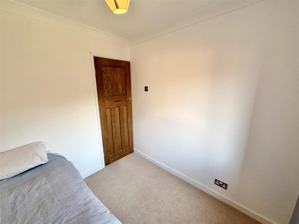 BEDROOM FIVE
