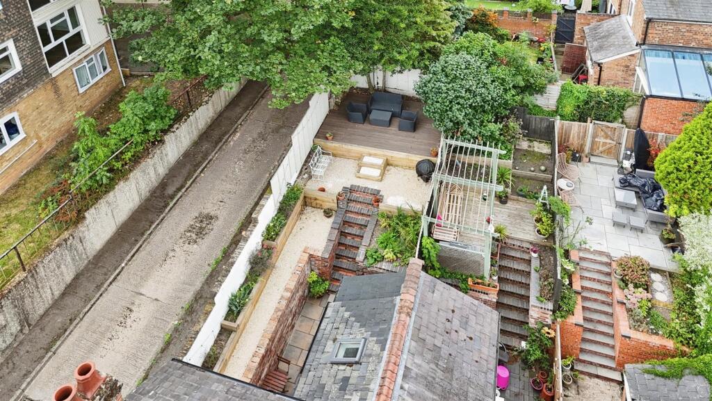 971a8445-9-4146-816B-CDFC28EF2B61-7837-000004E39BC