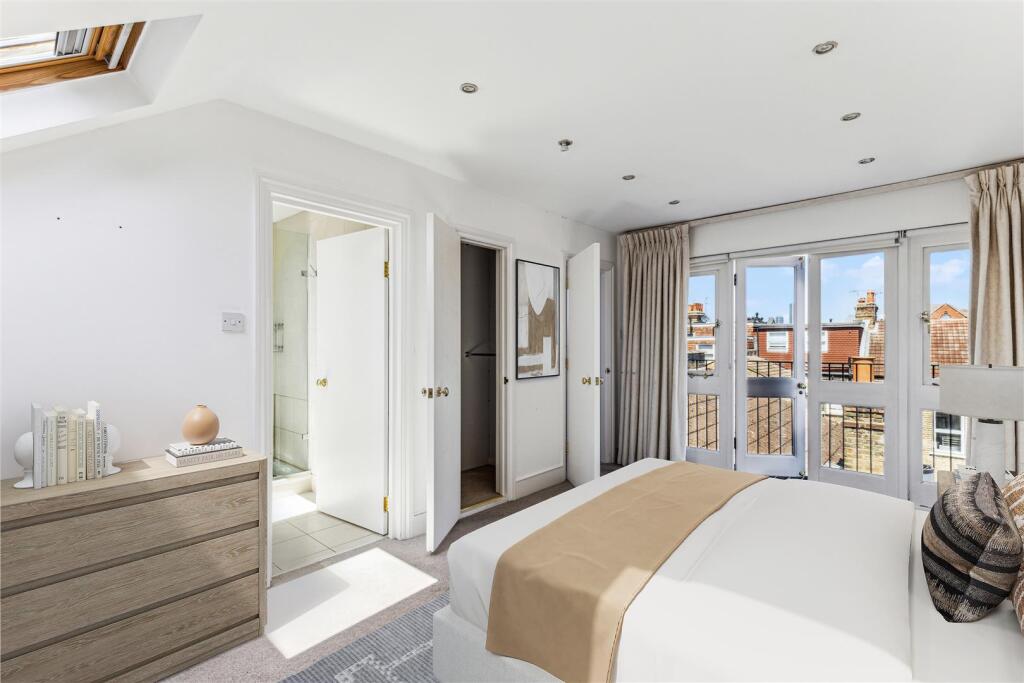 Blandford Road, W4 - FOR SALE