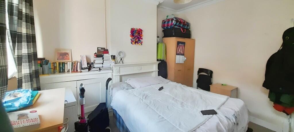 c436a7f2-WhatsApp...