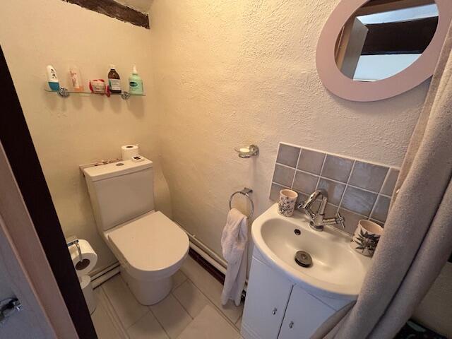 En-suite Bathroom