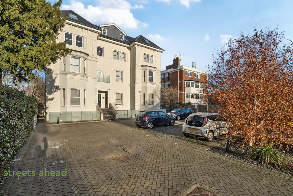 d2b464ff-7069-445...